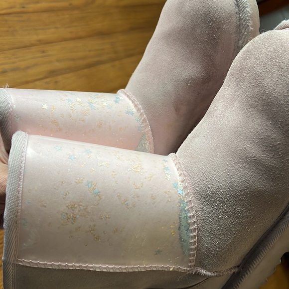Authentic Girls Light Pink Star Confetti Uggs size 13 - Picture 11 of 12